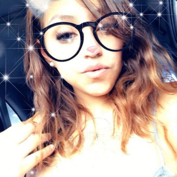 Meet your Posher, Frances - Picture 1 of 1